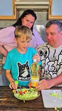 Genius Sunflower Oil Trick Every Kitchen Needs!😉🤷‍♂️ #funny #lifehacks #family