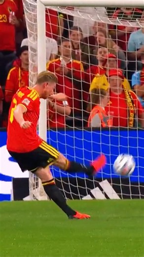 De Bruyne’s Curled Stunner🎯#debruyne