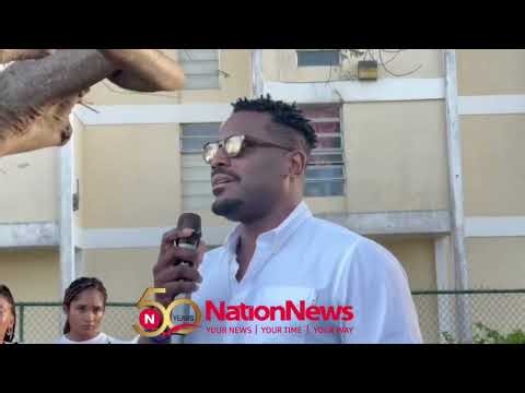 Nation Update: Emotional tributes heard at vigil for Daquan Roberts