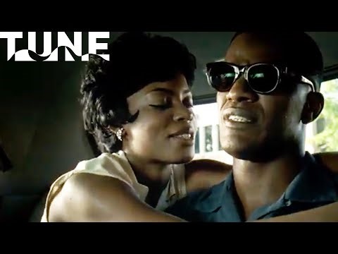 Jamie Foxx as Ray Charles Performs “Mary Ann” | TUNE