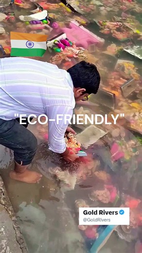 🚨ORGANIZED MASS POLLUTION🚨Pollution tourism? Because cities won't let them dump idols on the beaches, charter boats have picked up the slack to make sure garbage will still end up in the ocean. Some have been operating for over a decade. Some temples organize boat charters specifically to evade those rules and take no accountability. There are MANY who do their deity immersions in tubs, pools and buckets, it doesn't have to be this way. It's a choice.TREAT CANADA LIKE YOU LOVE IT OR LEAVE IT.