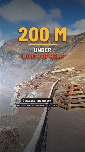 Magma 200 m Under the “Mouth of Hell”