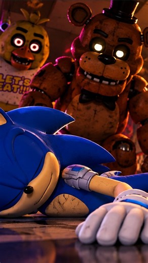 Crash Bandicoot SAVES Sonic the Hedgehog’s LIFE! #FNAF #FiveNightsAtFreddys #fortnite
