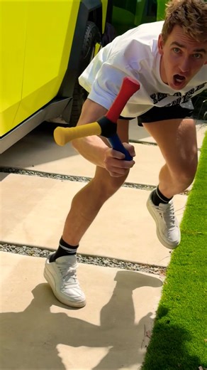 DON'T Catch the WRONG Color!! 😱