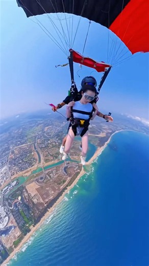 Extreme Adrenaline: My First Helicopter Skydiving Experience Above the Coastline!#Skydiving