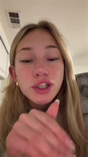 Can someone explain this behavior