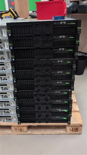 Fujitsu PRIMERGY RX2540 M4 2U Dual-Socket Rack Server Intel(R) Xeon(R) Gold 6132 CPU @ 2.60GHz 2600 MHz 14 Cores 960 GB Ram (15x 64 GB) DDR4 2666 MT/s Memory speed 240 GB HDD Capacity NVIDIA GM107GL [Tesla M10] (rev a2) If interested reach me via WhatsApp on 0557325964 #computerserver #affordablecomputer #computersales