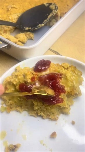 Southern CORNBREAD DRESSING That’ll Shut the Table UP 😭🦃🔥 This is Jaffry’s Chicken Dressing homemade cornbread, homemade broth, and that deep Southern flavor everybody waits all year for. SAVE this so you don’t lose it 👇🏽 Cornbread (make this a day ahead) • 4 cups white cornmeal • 1 cup all-purpose flour • 2 tsp baking powder • 1/2 tsp baking soda • 4 tbsp sugar • 2 tsp salt • 2 cups buttermilk • 12 tbsp melted salted butter • 4 large eggs Mix everything, bake at 400°F for 25–30 mins, cool 