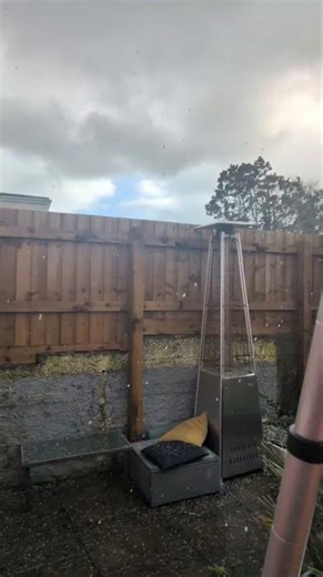 Hail and gusts in Devon this morning #ukweather #uk #fyp #stormchasing