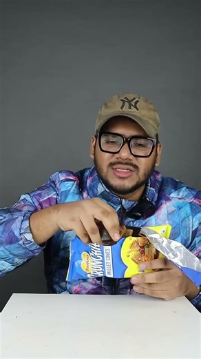 SAFFOLA CRUNCHIEZ MILLET CONES REVIEW | HEALTHY RAGI CHIPS MASALA TWIST & TAKATAK TOMATO TASTE TEST