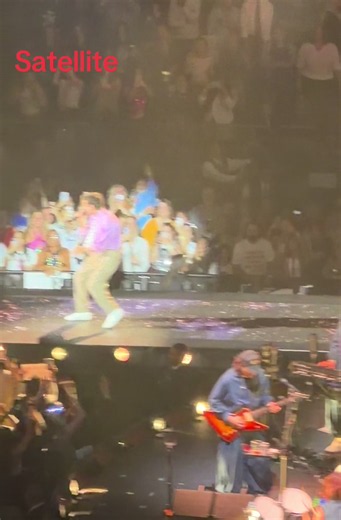 Harry Styles - Satellite Live at The Garden