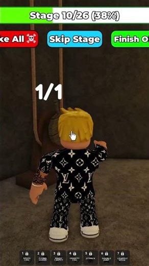 POLICE VS 8 BIT BOSSES PRISON RUN OBBY ROBLOX