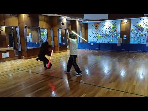 ライトセーバー殺陣教室！講師の演舞