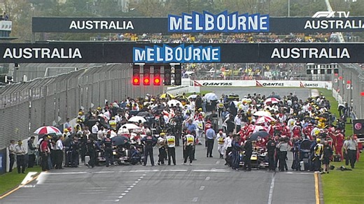 First-corner chaos, changing conditions and bold strategy calls 📞 Relive the 2010 Australian Grand Prix in these extended highlights! 📺 #F1 #Formula1 #AusGP | F1
