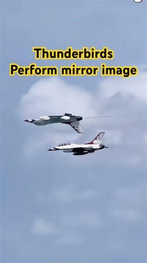 USAF Thunderbirds Fly Low Over the Beach | Insane Air Show Flyover