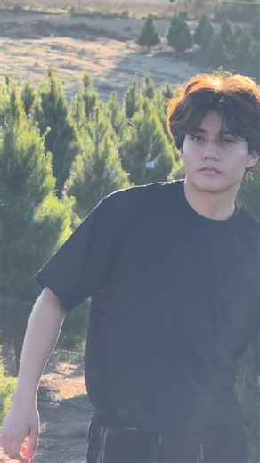 akili on Instagram: "hoping to inspire more beans 🫘🙏 #akilijadan #cali #model #cowboy #looksmaxxing #glowup #latino"