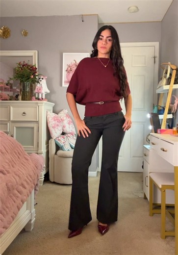 Business Casual Outfit Ideas: Classy Women's XS Tops & Styling Tips