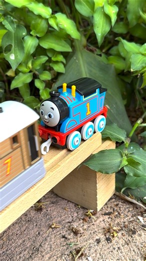 Toby Pushes Thomas Into The Garden #thomasandfriends