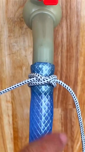 96K views · 547 reactions | Pro tip for connecting water pipes! #diy #tips #tipsandtricks #fblifestyle #fypシ゚viralシ #fypシ #lifehacks #tricks #connection #HomeDecor #craft #usa #Amazing #diy | Vanke Bulb | Facebook