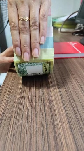 Counting Cash: Organized Money Management Tips