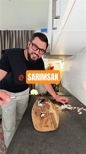 Sarımsak Soyma Dönemi Kapandı #lamatest #lifehacks #viralhacks #lamapratikbilgi