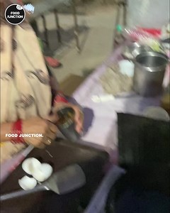 Hardworking 60Yr Grandma Selling Food On Streets To Support Her Family | Food Junction