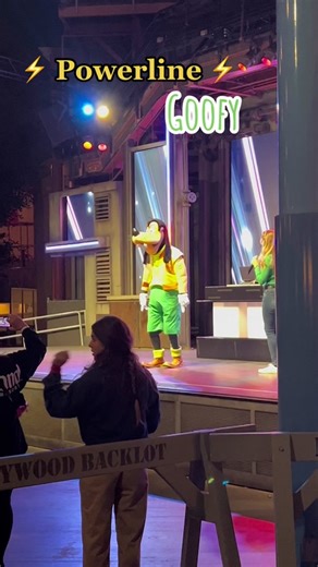 Powerline Goofy Iconic Dance - Disney Moonlight Magic
