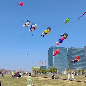 It's the sky and it can be the ocean. #ChinaTravel #kite #kitefestival #kiteflying #weifang | ShanghaiEye