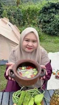 【Melolo】Nonton drakor sambil masak nasi liwet harum di kaki Gunung Sinabung yang bikin nagih
