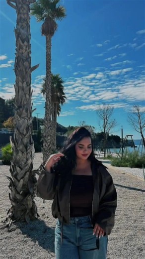 Sme ikën zemra nga Vlora: shprehje e ndjenjave bregdetare
