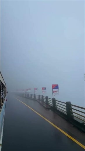 Wayanad Ghat Road Guide: NH 766 Hairpin Bends & The Lakkidi View Point! 🏁🌲🌫️