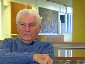 'Boxcars full of dead bodies:' American soldier, Holocaust survivor share story of liberation