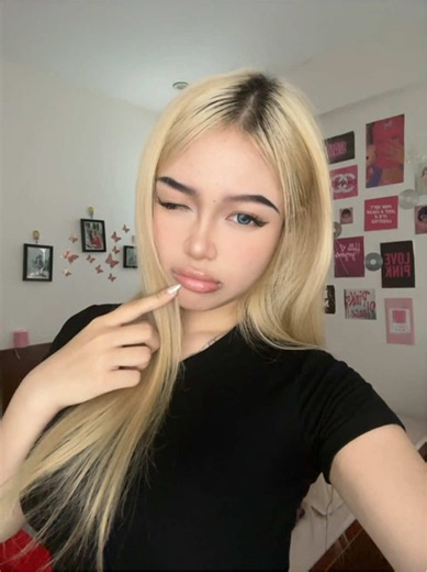 Video của sara chicago (@sarah_wifey) với bản nhạc nhạc nền - xôiii vãi nìnhh🤓☝️ - end m