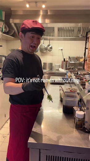 Ramen isn’t finished without negi. #ramen #ramenpov #ramenism #chefmoment #chefsoftiktok