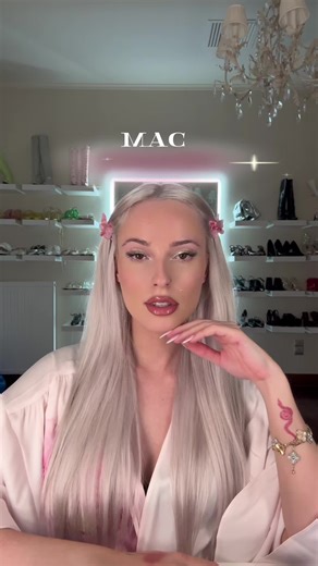 Fairy makeup look with @M·A·C Cosmetics Metamorphosis Collection🧚🏼‍♀️ Kaleidochrome Liquid Liner •M·A·CNOLIA Lip Pencil •Spiced tea M·A·CXIMAL matte lipstick•Barefoot Lipgloss blow plumping oil •Snapdragon #MACMetamorphosis