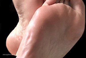 Worship my perfect feet!  - Ultimate Goddess Eve Official Profile | LoyalFans