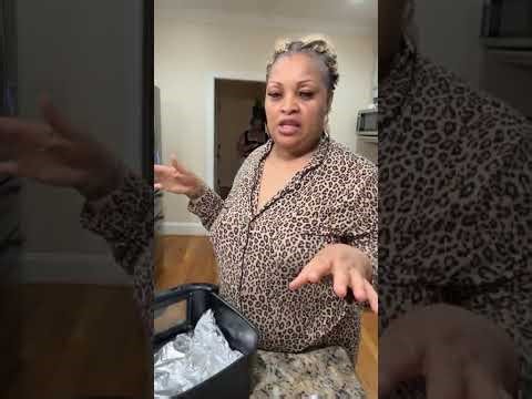 Chef Ruby Is Cooking Fried Steaks For Dinner!