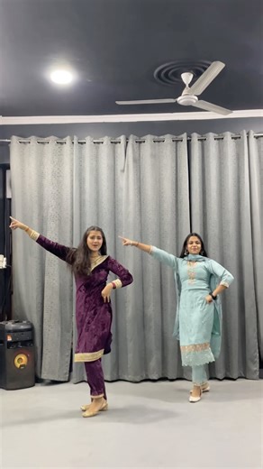 Level Up dance academy on Instagram: "Multan ❣️ @mannatnoormusic #multan #mannatnoor #punjabi #punjabisongs #punjabisuit #bhangra #giddha #giddhalover #réel #reels #reelsinstagram #reelsvideo #reelkarofeelkaro #reelitfeelit #insta #instagram #instalike #instadaily #instagramreels #instagramers #trend #trendingreels #trending #trendingnow #trendingsongs #explore #exploremore #explorepage"