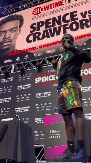Spence vs Crawford Showdown: Black Air Force Face-off