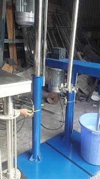 Why Pneumatic Lift Agitators Are Replacing Fixed Mixing Tanks in Small Workshops