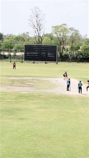 Six hitting agent's off Spinner bowler #sixhitting #six #viralcricket #hit #powerhitting #rcbpavilio