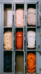 Nuestras mochilas tienen todo lo que necesitas: espacio, resistencia y comodidad. #BackToCampus #PackAndGo | The North Face