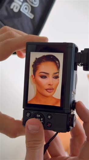 NORA MULLIQI on Instagram: "Mermaid tutorial look 💛 #etormulliqihair #errismulliqimua"