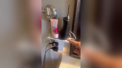 Wall Outlet Extender with Shelf Night, Multi-Plug Outlet Splitter with Detachable Mobile Storage Rack, Surge Protector Power Strip with 3 USB Ports 1 Type-C 6 AC Outlets, Suit for Home, Office (1PC)