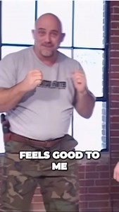 Mastering fighting one punch 🥊🔥 ► fightfast.com/ig-fight-enders Or check the bio! Stance: Get a solid, balanced stance. Guard Up: Protect your face at all times. Hip Power: Rotate your hips for punch power. Balance: Stay steady; don’t overextend. Technique: Nail down proper form. Breathe: Exhale for added punch force. Speed & Accuracy: Swift, precise punches win. Practice: Drill, shadowbox, condition. Defense: Guard up post-punch. Relax: Stay fluid, not tense. Visualize: Focus on your target. 