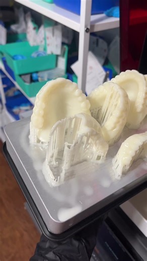 If we don’t fail we don’t learn or something like that 😅😅😅 #3dprinting #3dprintfail #dentures #denturefail #denturegang #dentkits