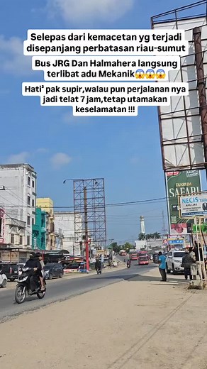 Bus JRG dan Halmahera terpantau melintas kencang Di kota Bagan batu #bus #busmania #busmaniacommunity #busmaniacom #busmalam #pecintabus #reels | Nelson Silitonga