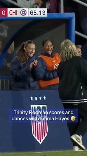 Comes off the bench, scores and gets Emma Hayes to dance. Trinity Rodman things 🤭