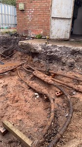 Spiking an 11kV cable to prove that the cable is dead⚡️This 10-second video went viral when I first launched this account, and it played a big role in helping me gain new followers.If you’re thinking about starting a page, go for it—you might be surprised at how far it can take you!#Electrician #ElectricalWork #ElectricalContractor #BuilderLife #ConstructionWorkers #ElectricianLife #ElectricalServices #MasterElectrician #ConstructionSite #ResidentialElectrician #CommercialElectrician #Electrical