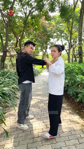 SELF DEFENSE GUIDE 119 #SOSBODYGUARD #martialarts #selfdefense